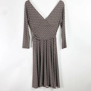 MAGGY LONDON Brown Geometric Print V-Neck Dress